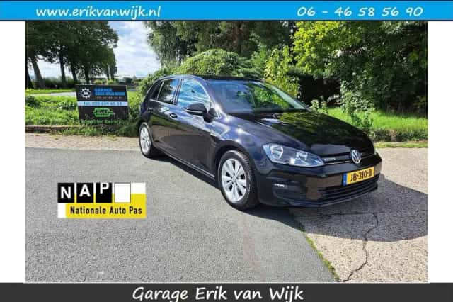 Volkswagen Golf (2016) thumbnail 1