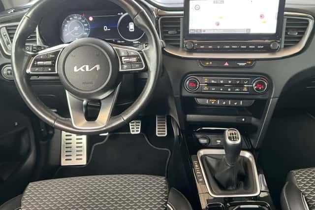 Kia Ceed (2024) thumbnail 5