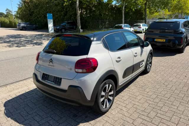 Citroën C3 (2021) thumbnail 2