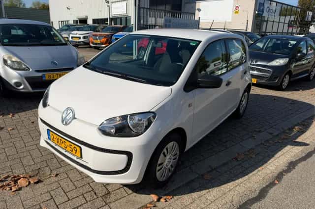 Volkswagen Up! (2014) thumbnail 1