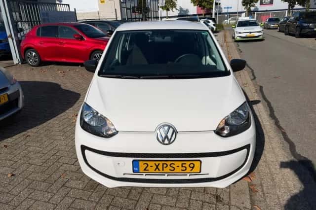 Volkswagen Up! (2014) thumbnail 4