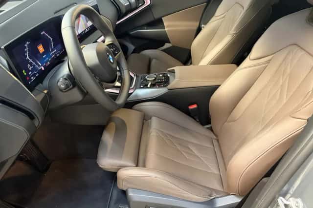 BMW X3 (2025) thumbnail 6