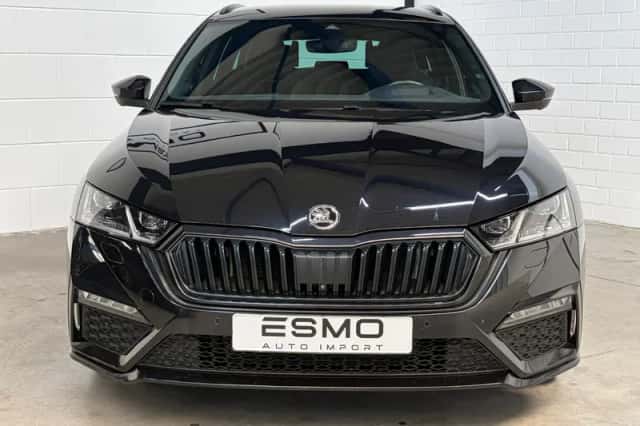 Škoda Octavia (2023) thumbnail 4