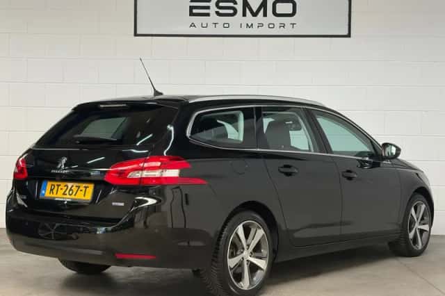 Peugeot 308 (2017) thumbnail 3