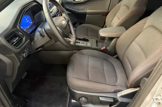 Ford Kuga (2024) thumbnail 6