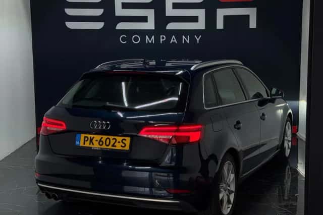 Audi A3 (2017) thumbnail 2