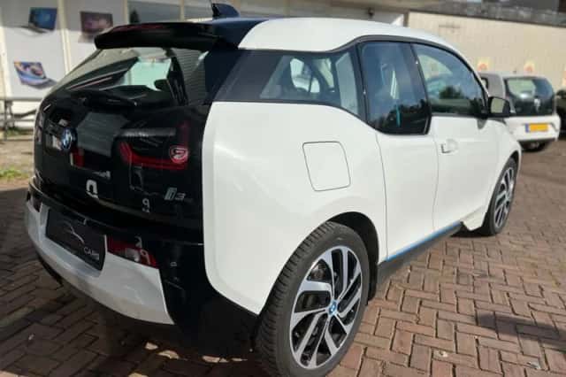 BMW i3 (2017) thumbnail 4