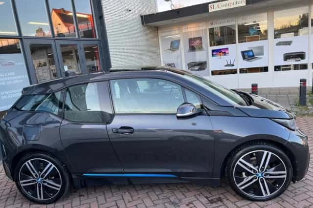 BMW i3 (2013) thumbnail 4