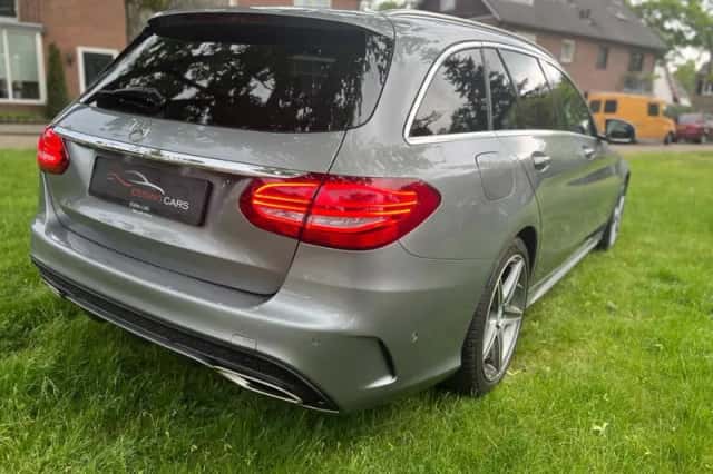 Mercedes-Benz C-Klasse (2015) thumbnail 4