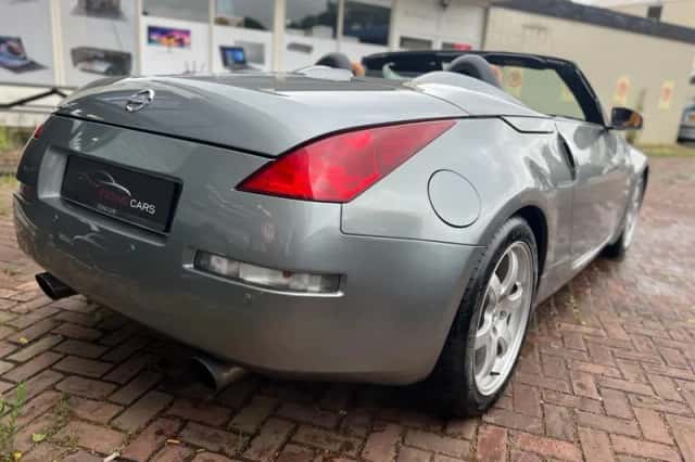 Nissan 350Z (2005) thumbnail 4