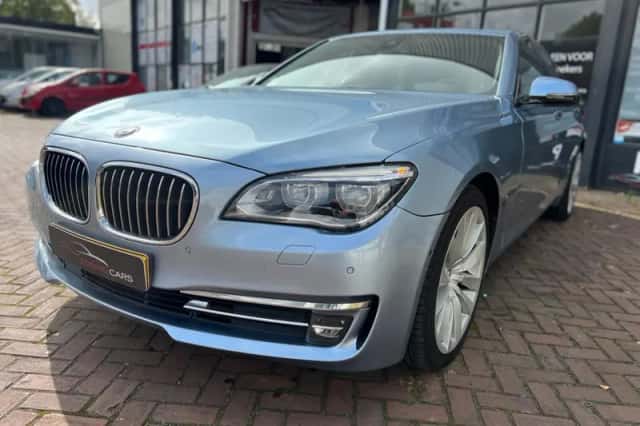 BMW 7-Serie (2012) thumbnail 6