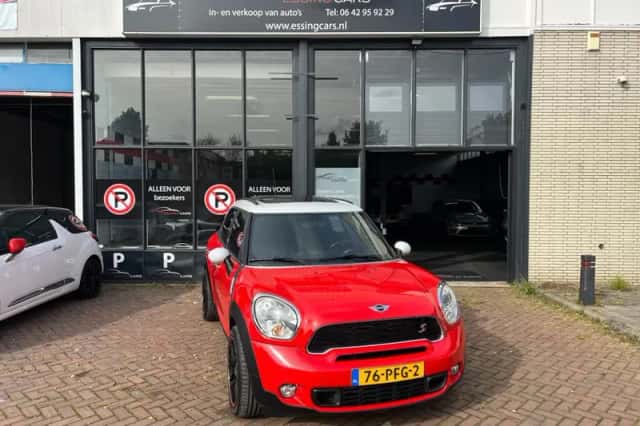 MINI Countryman (2011) thumbnail 1