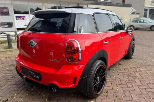 MINI Countryman (2011) thumbnail 3