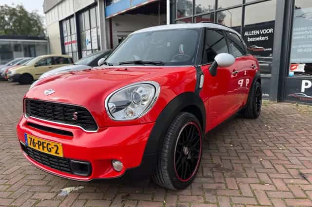 MINI Countryman (2011) thumbnail 5