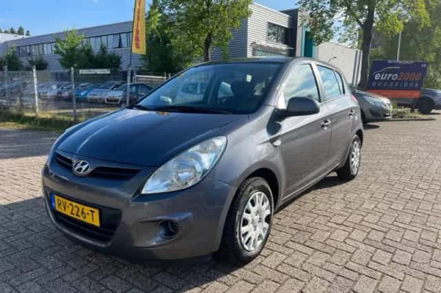 Hyundai i20 (2011) thumbnail 1