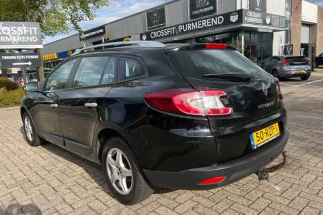 Renault Mégane (2011) thumbnail 5