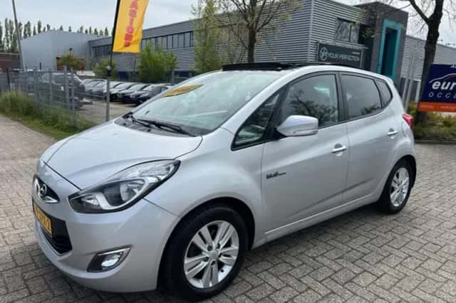 Hyundai ix20 (2012) thumbnail 2