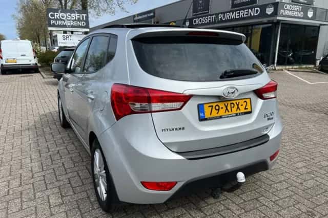 Hyundai ix20 (2012) thumbnail 4