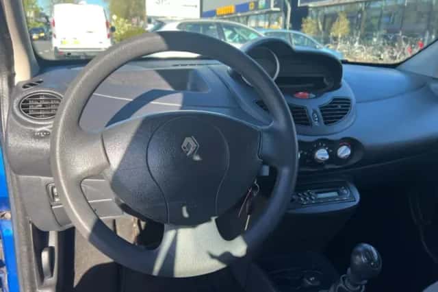 Renault Twingo (2010) thumbnail 6