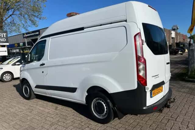 Ford Transit Custom (2013) thumbnail 4