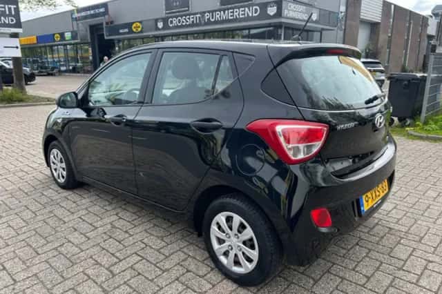 Hyundai i10 (2014) thumbnail 3