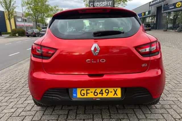 Renault Clio (2015) thumbnail 6