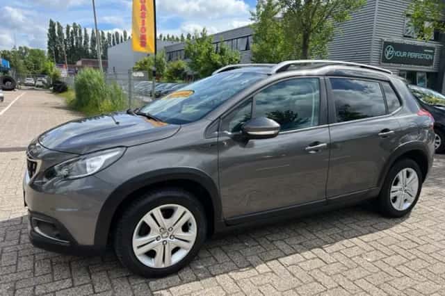 Peugeot 2008 (2019) thumbnail 2
