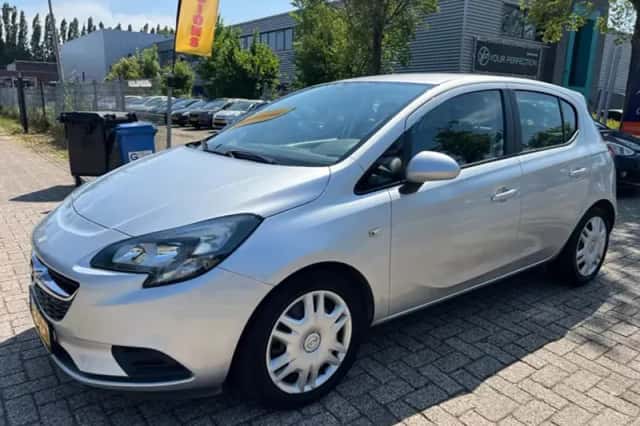 Opel Corsa (2017) thumbnail 2
