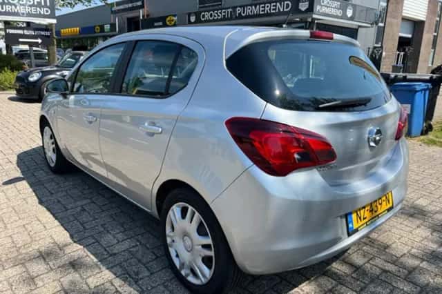 Opel Corsa (2017) thumbnail 4