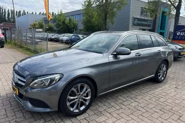 Mercedes-Benz C-Klasse (2019) thumbnail 2