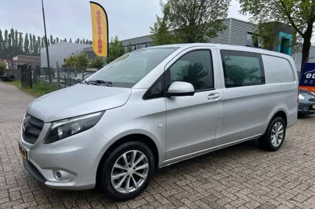 Mercedes-Benz Vito (2016) thumbnail 2