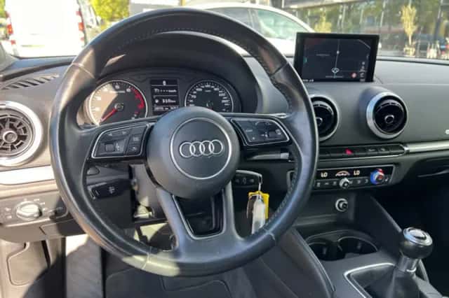 Audi A3 (2017) thumbnail 6