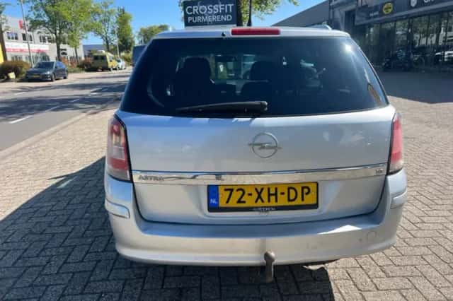 Opel Astra (2007) thumbnail 4