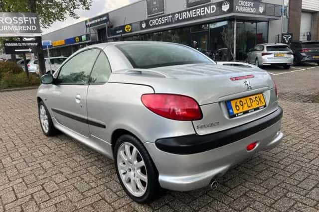 Peugeot 206 (2003) thumbnail 4