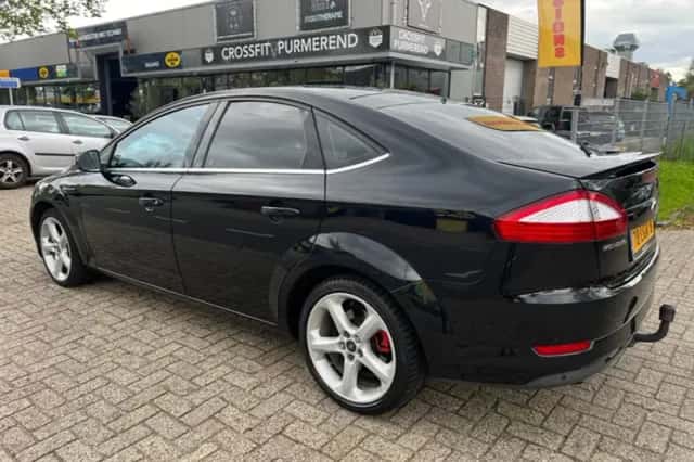 Ford Mondeo (2010) thumbnail 3