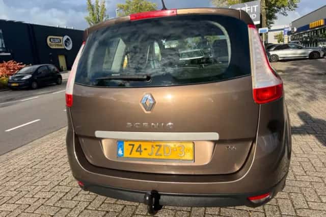 Renault Grand Scénic (2009) thumbnail 6