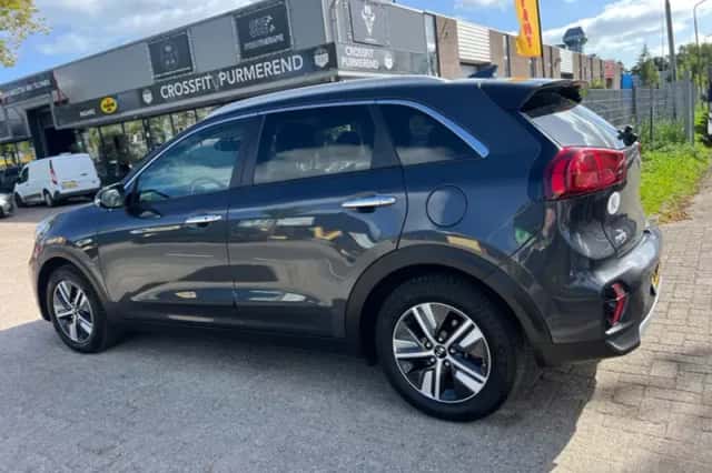 Kia Niro (2020) thumbnail 3
