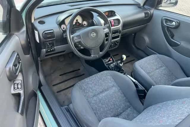 Opel Corsa (2001) thumbnail 6