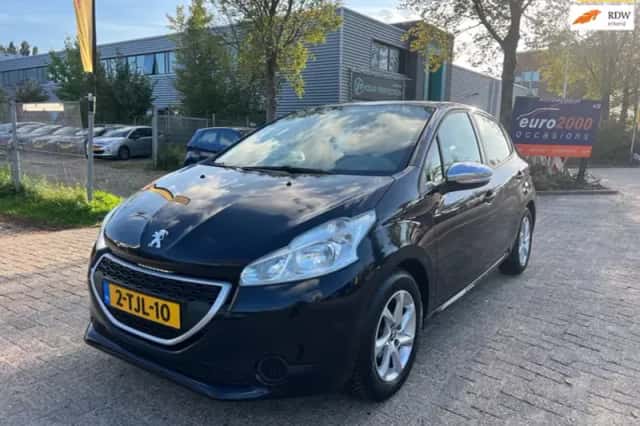 Peugeot 208 (2014) thumbnail 1