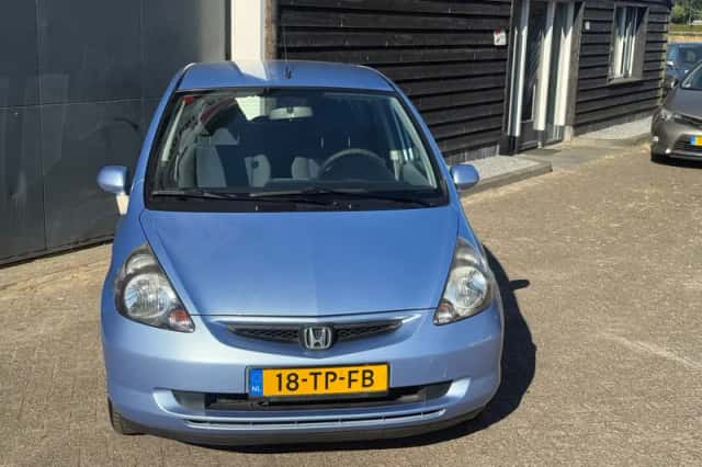 Honda Jazz (2003) thumbnail 4
