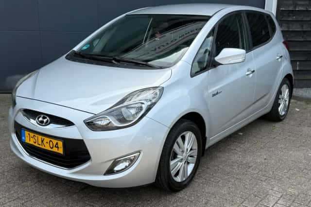 Hyundai ix20 (2013) thumbnail 2