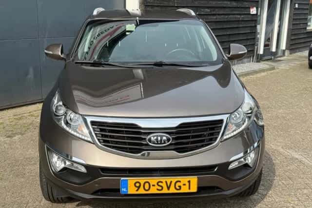 Kia Sportage (2012) thumbnail 4