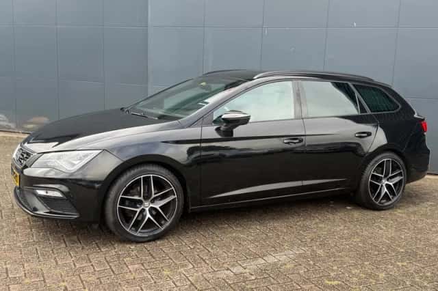 SEAT Leon (2020) thumbnail 5