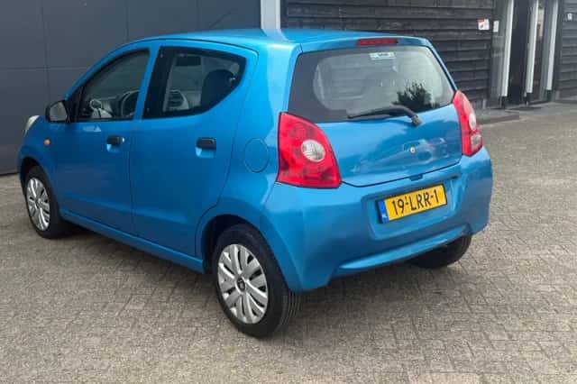 Suzuki Alto (2010) thumbnail 6