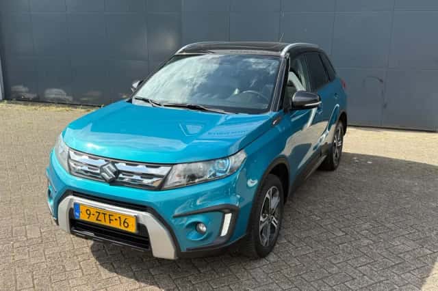 Suzuki Vitara (2015) thumbnail 5
