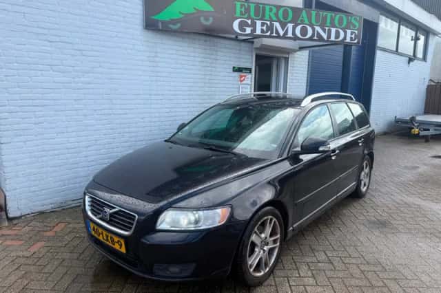 Volvo V50 (2010) thumbnail 1