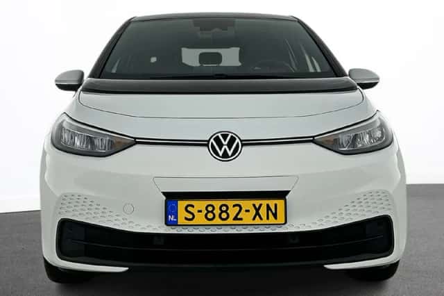 Volkswagen ID.3 (2023) thumbnail 5