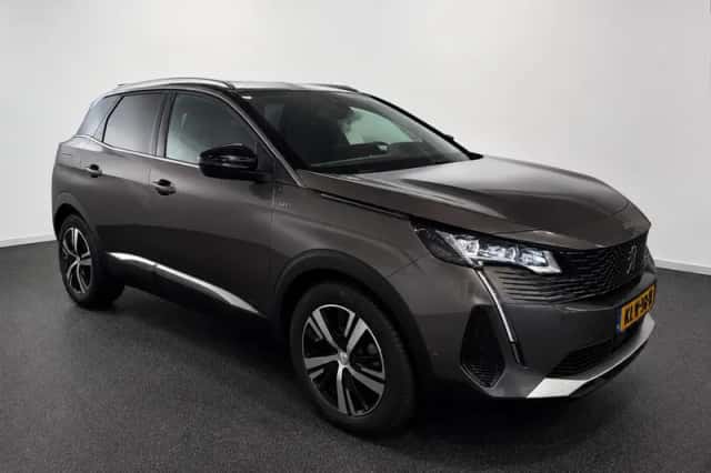 Peugeot 3008 (2023) thumbnail 3