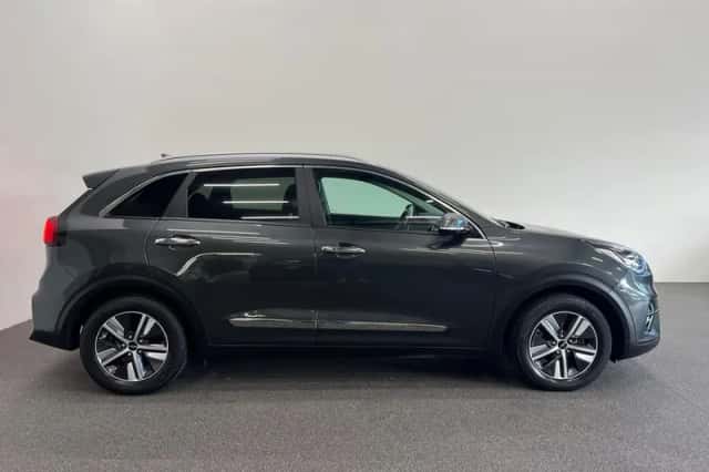 Kia Niro (2022) thumbnail 5