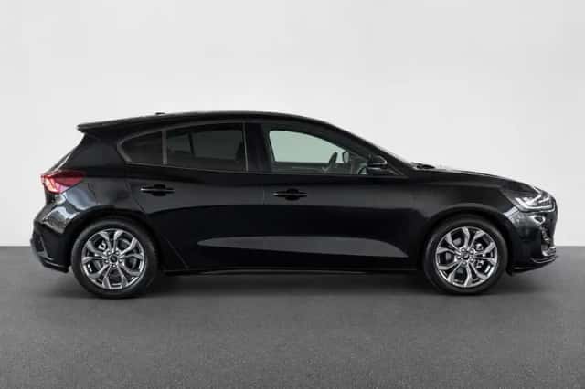 Ford Focus (2025) thumbnail 5